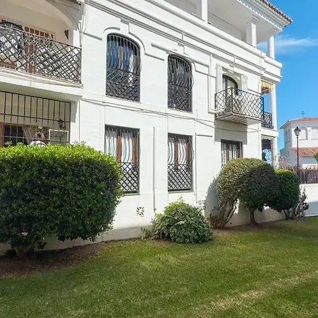 Little Lola, Carabeo Apartamento Nerja