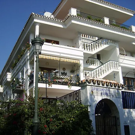 Apartament Little Lola, Carabeo